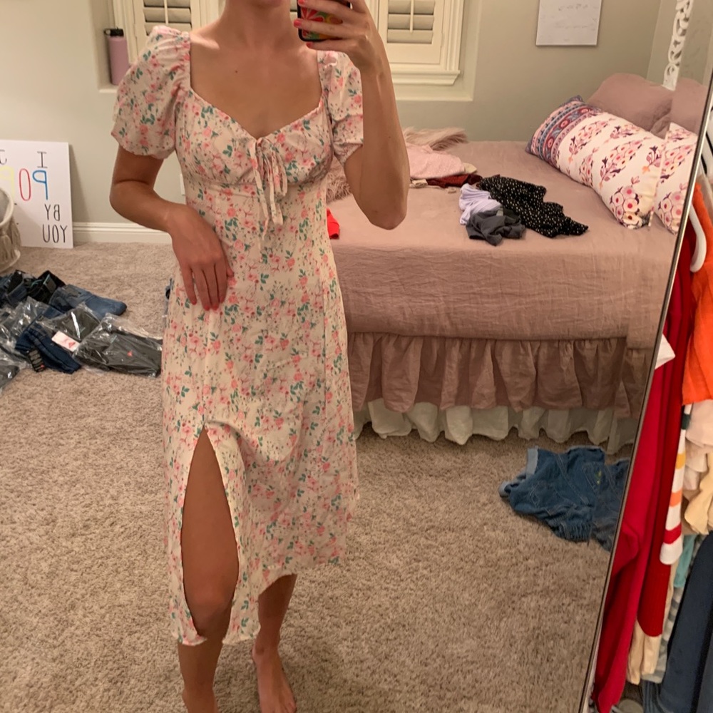 super cute vintage dress!!